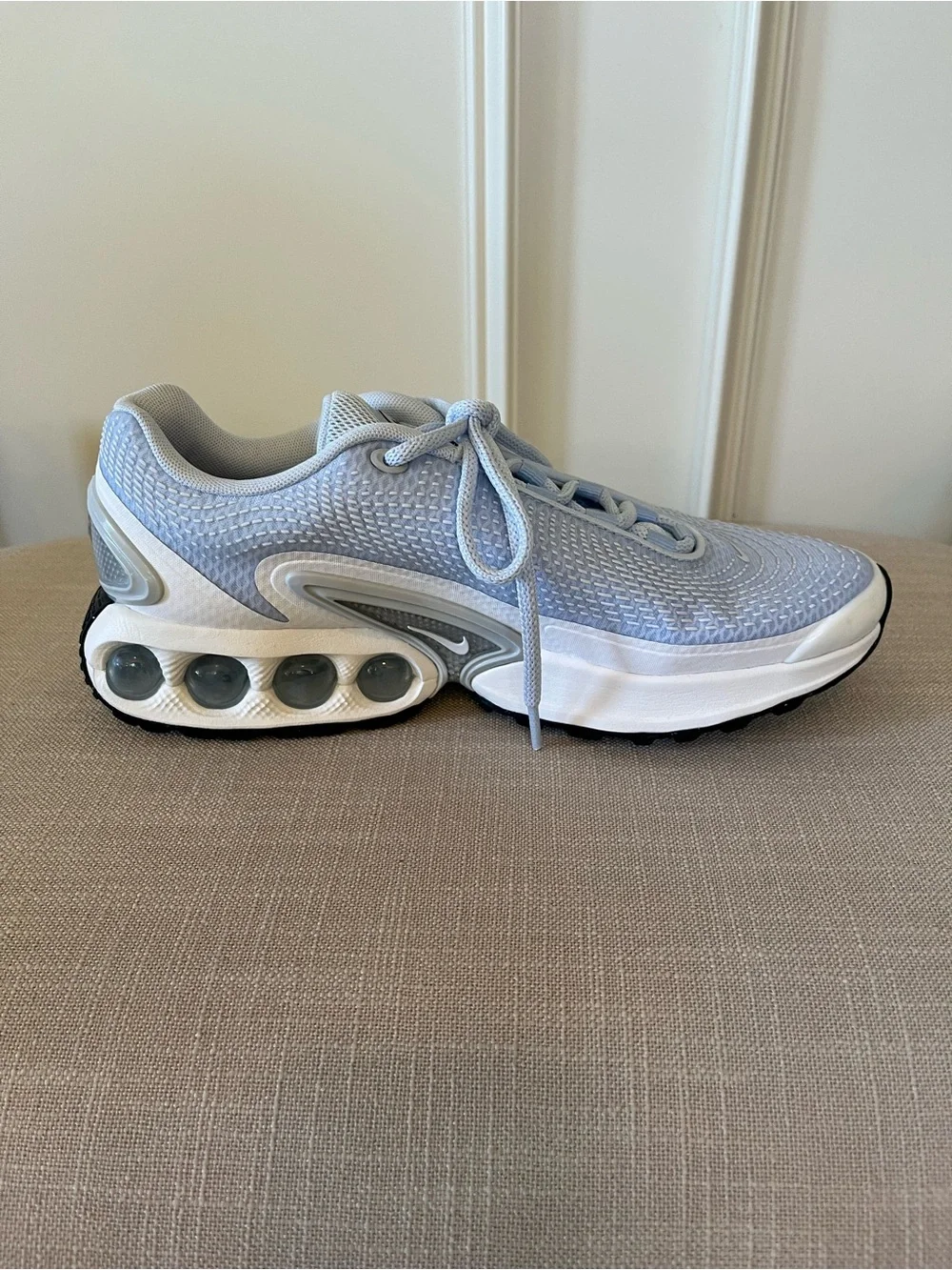 Nike Air Max DN Half Blue color - FJ3145-400. Like new